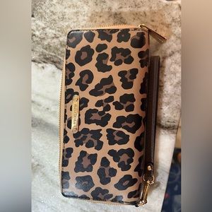 Michael Kors Cheetah Leopard large wallet wristlet